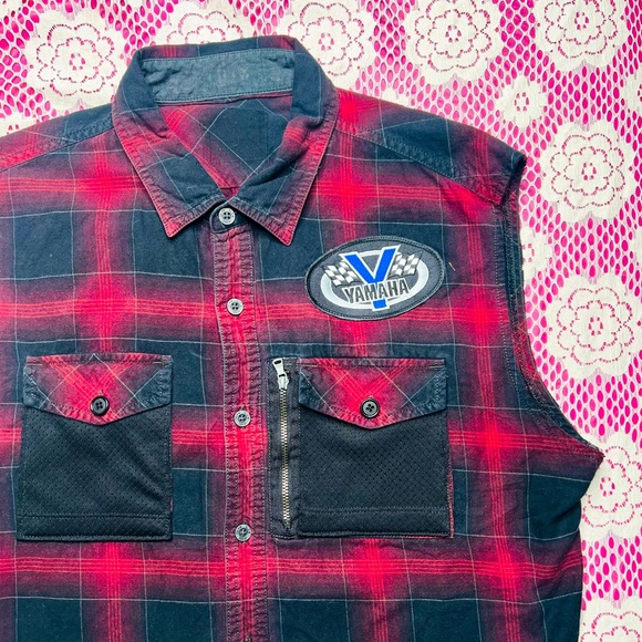 Plaid Yamaha Vest - Picture 1 of 5